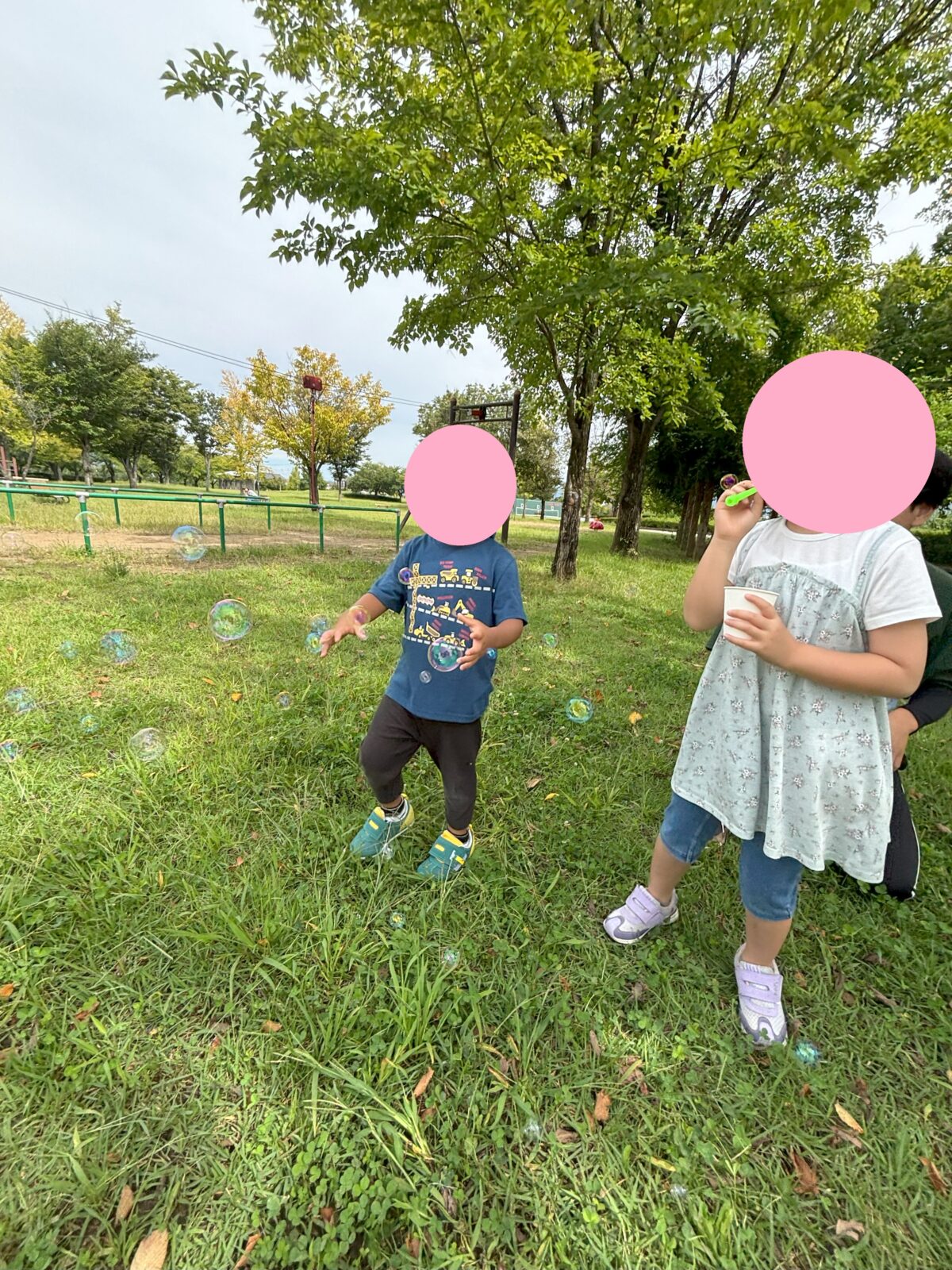 仲良く公園へ♪